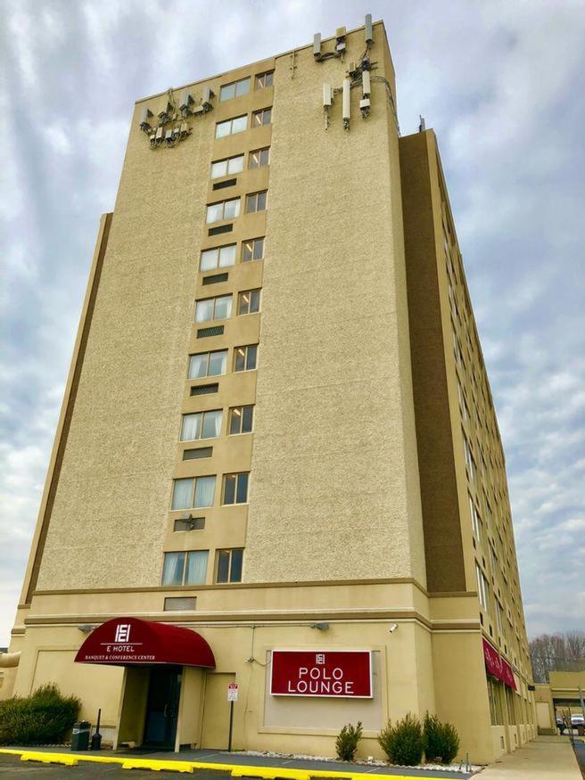 E酒店宴会及会议中心 愛迪生 外观 照片