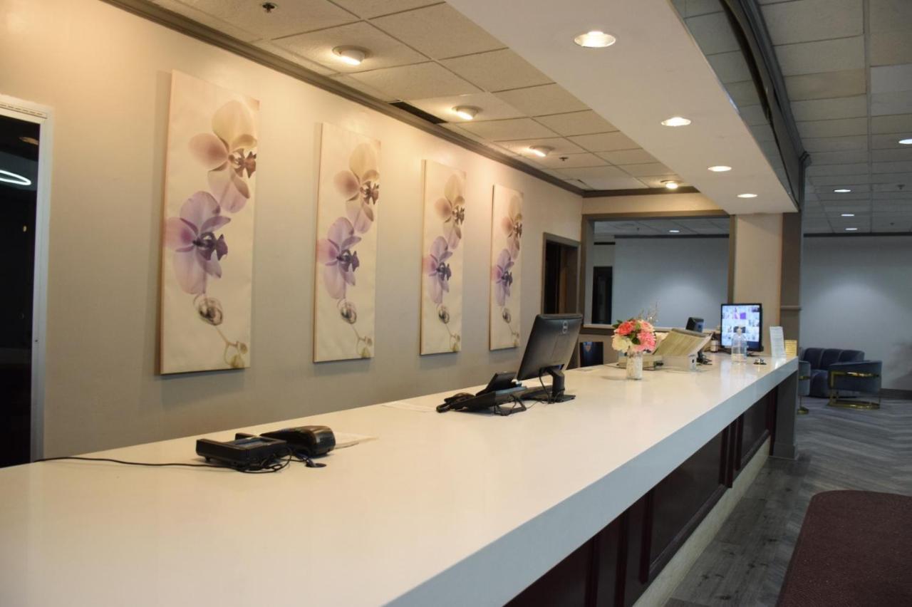 E酒店宴会及会议中心 愛迪生 外观 照片